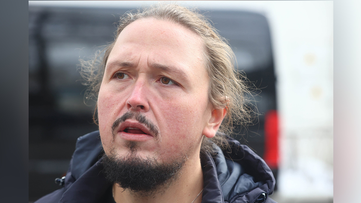 «Я оплатил могилу»: сын Никаса Сафронова рассказал о расходах на похороны Техника