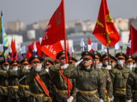maksim dreval zayavil chto evrosoyuz upustil shans ukrepit dialog na parade pobedy v moskve-lavi-su-174465097500-0