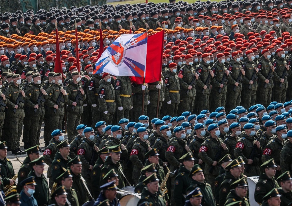 Опубликован список предметов, запрещенных к проносу на парад Победы