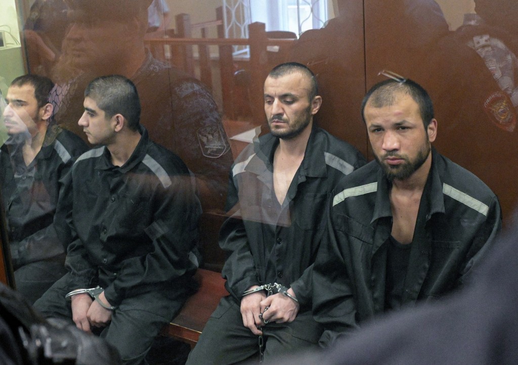 Муродали Рачабализоде, Мухаммадсобир Файзов, Далерджон Мирзоев и Фаридуни Шамсидин (слева направо)