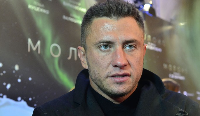 Жена Прилучного показала тренировку на последних сроках беременности