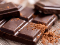 Почему горький шоколад лучше сахарозаменителей рекомендации Алены Капустиной Chopped,Chocolate,With,Cocoa