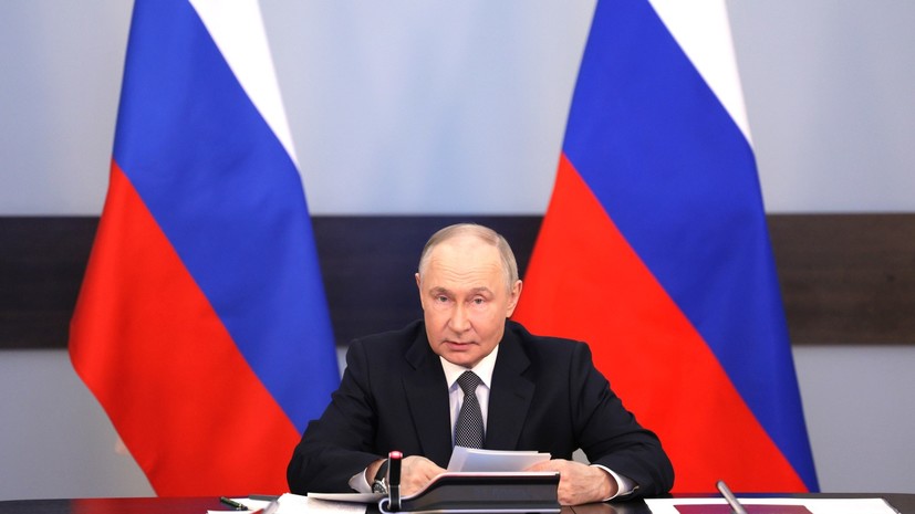 Путин поручил кабмину создать ядерный реактор для переработки остатков топлива