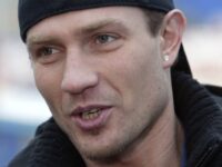 roman kostomarov delaet uverennye shagi k vyzdorovleniyu v gospitale kommunarki-lavi-su-174592675300-0