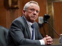 Сенат США поддержал Роберта Кеннеди-младшего на пост главы Минздрава senat ssha podderzhal roberta kennedimladshego na post glavy minzdrava-lavi-su-173868527500-0