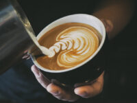 How,To,Make,Latte,Art,By,Barista,Focus,In,Milk