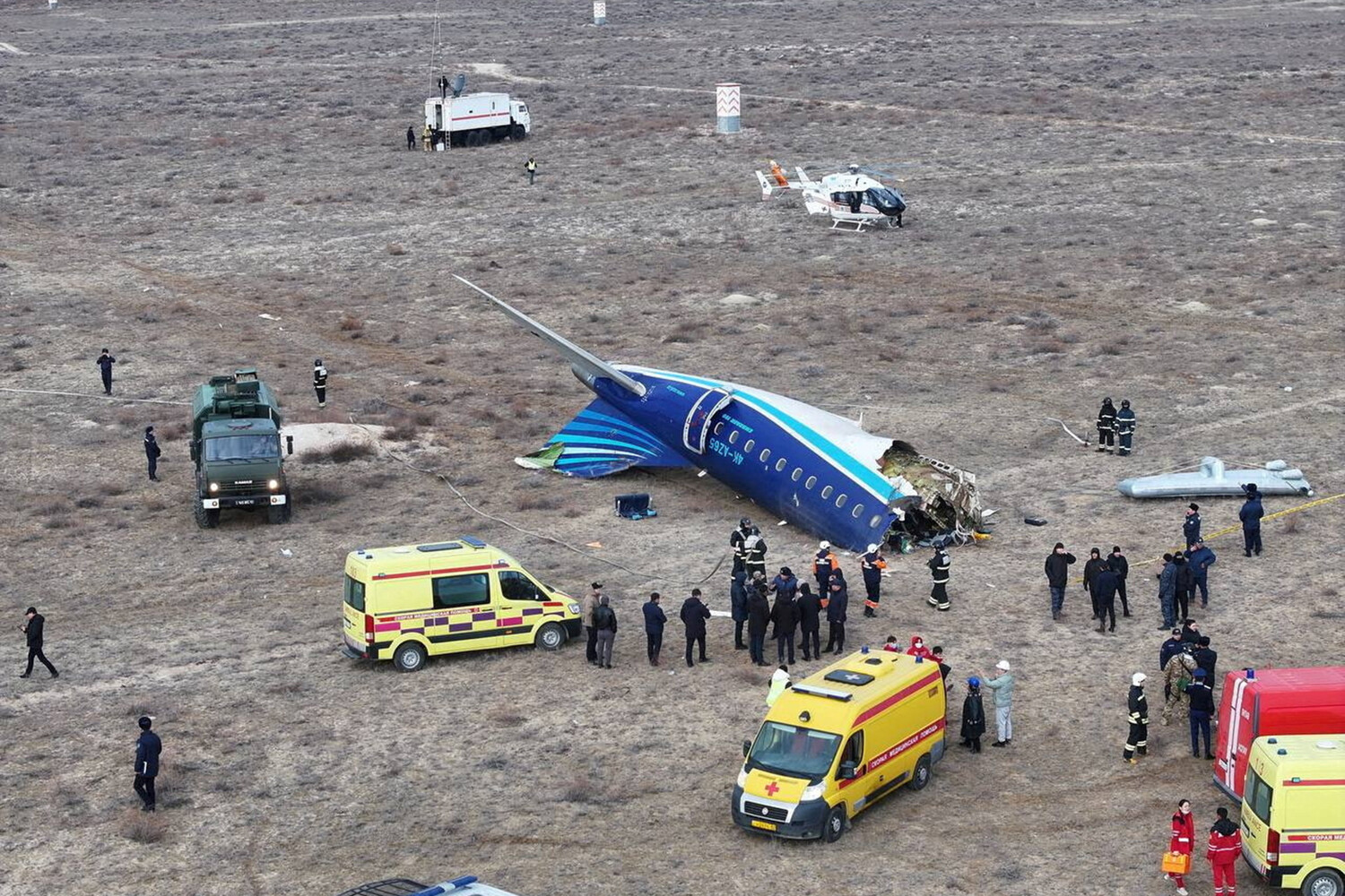 Спасение пассажиров Embraer в Актау Субхонкул Рахимов и Екатеринбург-0