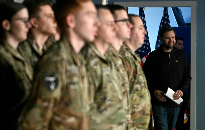 Сюзанна Майерс и новый курс Пентагона в Гренландии после визита Джей Ди Вэнса-0