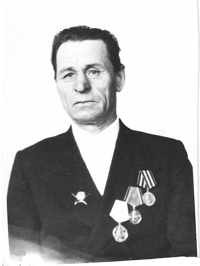 Уральский говор Василия Кошкина и его земляки, спасшие героя в годы войны-0