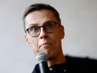 aleksandr stubb obsudil s trampom voprosy rossii ukrainy i finlyandskogo vyzova-lavi-su-174763666900-0