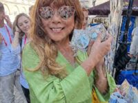 anita czoj na slavyanskom bazare v vitebske delitsya tvorcheskimi syurprizami-lavi-su-174638931500-0