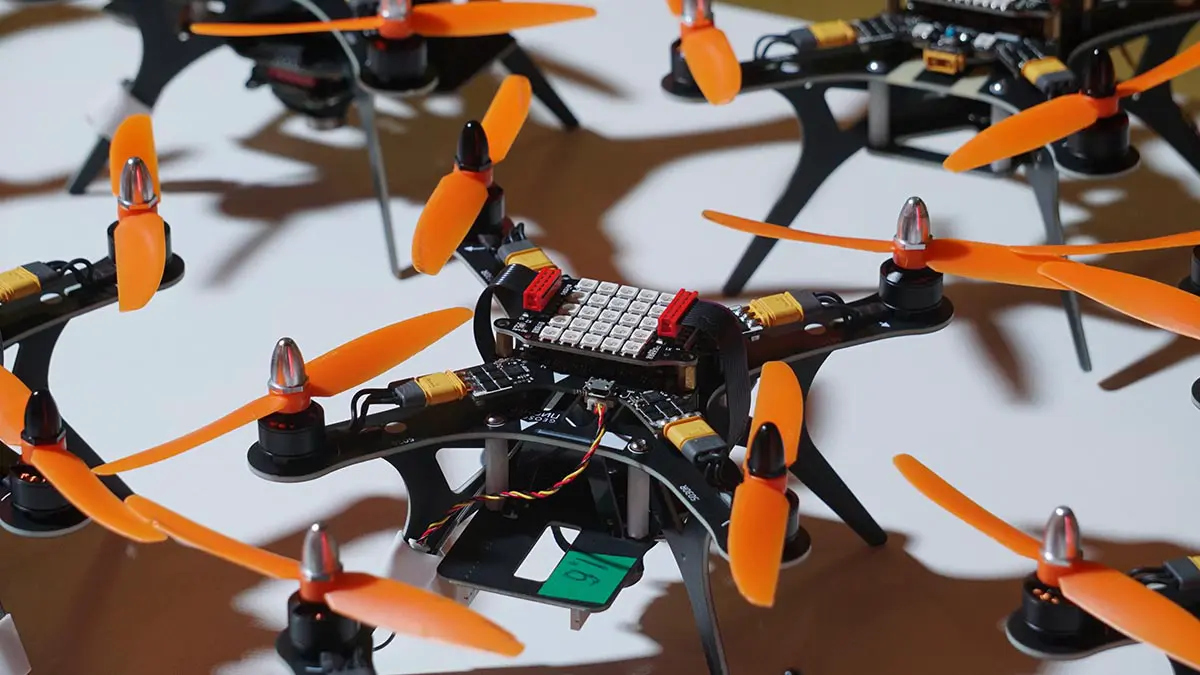 Новую атаку вражеских беспилотников отражают в Тульской области