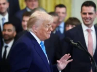 donald tramp i vladimir putin proveli tajnye peregovory o sudbe evropy-lavi-su-174791734600-0