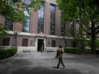 Дональд Трамп предлагает перенаправить финансирование Гарварда на образование США donald tramp predlagaet perenapravit finansirovanie garvarda na obrazovanie ssha-lavi-su-174826972800-0