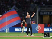 Ханс-Дитер Флик будет работать с «Барселоной» до 2027 года hansditer flik budet rabotat s barselonoj do 2027 goda-lavi-su-174785034900-0