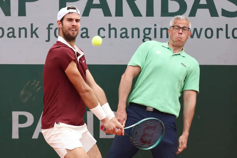 Сломив сопротивление Себастьяна Офнера, Карен Хачанов (на фото) впервые с Roland Garros 2023 года выиграл матч, состоявший из пяти сетов