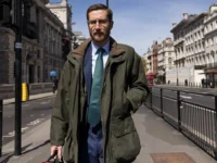 kir starmer sajmon kejs i nato obsuzhdayut izmeneniya strategii britanii-lavi-su-174809753900-0