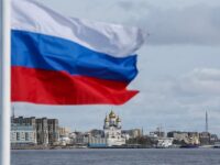 makron vystupaet protiv putina v novom sankczionnom udare es-lavi-su-174685819700-0