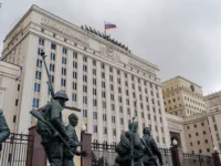 minoborony rossii zayavilo o popytkah ukrainy i es sorvat peregovory s putinym-lavi-su-174833572600-0