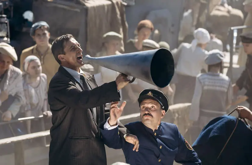 Схватиться за рупор пытаются не только герои, но и создатели сериала «Таганрог»