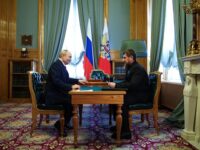 Рамзан Кадыров и Владимир Путин обсудили будущее Чечни с оптимизмом и цитатой Марка Твена ramzan kadyrov i vladimir putin obsudili budushhee chechni s optimizmom i czitatoj marka tvena-lavi-su-174669851600-0