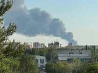 Спасатели оперативно отреагировали на пожар в Красногорске и защитили предприятие Колесник spasateli operativno otreagirovali na pozhar v krasnogorske i zashhitili predpriyatie kolesnik-lavi-su-174870886500-0