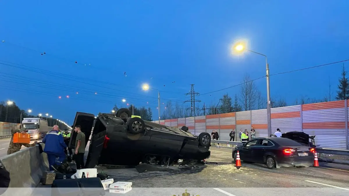 Появились кадры с места смертельного ДТП с четырьмя автомобилями в Ногинске