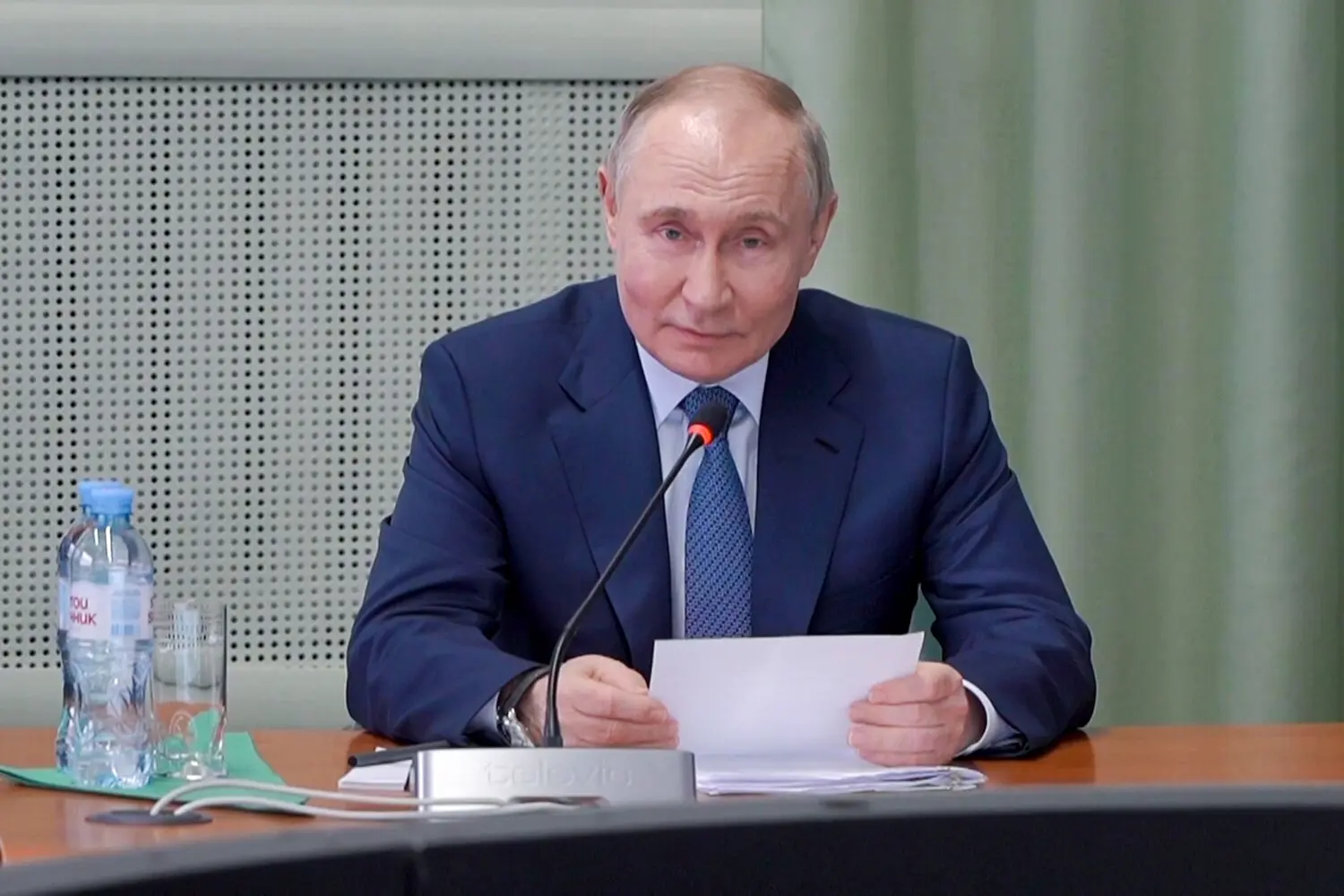 Владимир Путин выразил поддержку Валиевой и Шараповой, CAS и WADA недоступны в РФ-0