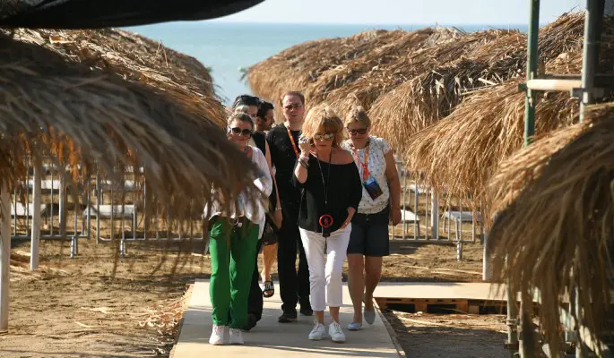 Королевские хоромы у моря: как Пугачева с мужем-иноагентом устроились на Кипре