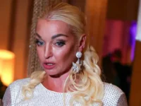 anastasiya volochkova rasskazala o neudachnoj vstreche s sergeem lazarevym-lavi-su-174873065000-0