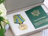 andrej vorobev i konstantin chujchenko otmechayut zaslugi geroev soczialnoj sfery podmoskovya-lavi-su-0
