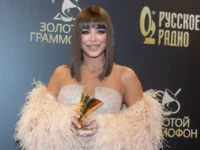 ani lorak i isaak vidzhrak ozhidayut popolneniya v seme-lavi-su-0