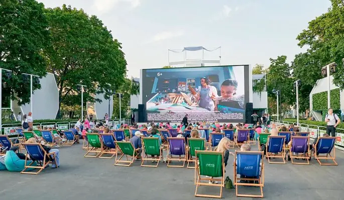 "Зеленый маркет" организует кинопросмотры под открытым небом