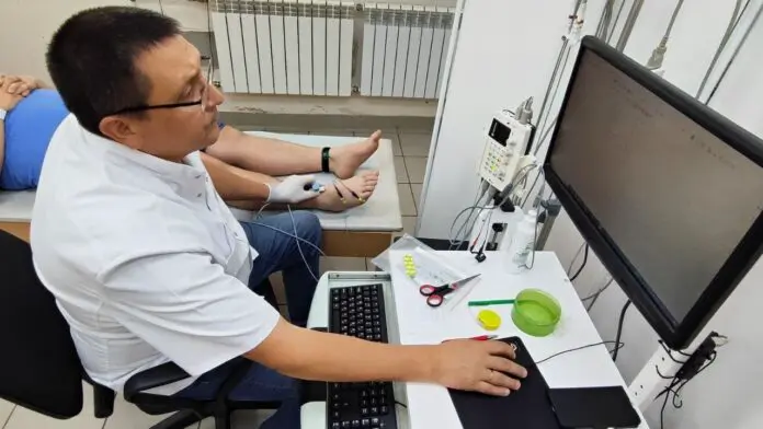 В ЦГКБ №3 представлен современный электромиограф для заботы о пациентах-0