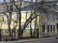 v moskve restavriruyut fligel usadby snegireva po proektu romana klejna-lavi-su-0