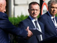 Владимир Мединский на переговорах о судьбе детей между Украиной и Россией vladimir medinskij na peregovorah o sudbe detej mezhdu ukrainoj i rossiej-lavi-su-174887658100-0