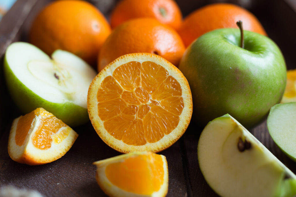 Яблоки и апельсины