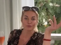 anastasiya volochkova delitsya blagodarnostyu konstantinu sergeevu za slavu-lavi-su-0
