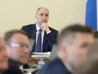 denis pasler i aleksandr tolkachev uskoryayut otkrytie estakady ekad u shuvakisha-lavi-su-0