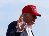 donald tramp menyaet kurs i stavit pod ugrozu ukrainu i sistemu -lavi-su-0