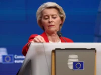 evroparlament vyskazalsya protiv fon der lyajen i vyrazil nedoverie ek-lavi-su-0