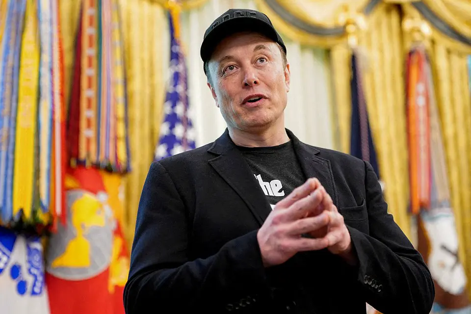 Маск скандалу с чат-ботом отнюдь не обрадовался. Так что история явно получит продолжение