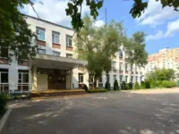 larisa kartavczeva podderzhala reshenie o sohranenii shkoly kompleksa 1449 v lianozovo-lavi-su-0