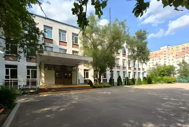 Во втором корпусе школы № 1449, который хотели снести, учатся 1–4 классы | Источник: Яндекс. Карты