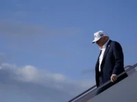 Резкий поворот Трампа! Как он ударит по Путину и Зеленскому оружием вместо дипломатии? rezkij povorot trampa kak on udarit po putinu i zelenskomu oruzhiem vmesto diplomatii-lavi-su-0