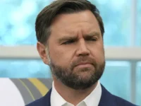 Джей Ди Вэнс раскрывает интригу торговых баталий США, Трампа и Китая dzhej di vens raskryvaet intrigu torgovyh batalij ssha trampa i kitaya-lavi-su-0