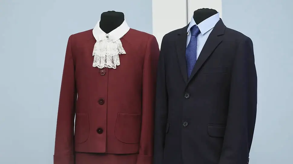 Детский омбудсмен Татарстана: бордовый цвет в школьной форме старит девочек