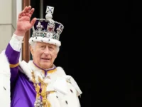 Карл III и Британское правительство обсуждают портреты короля и традиции karl i britanskoe pravitelstvo obsuzhdayut portrety korolya i tradiczii-lavi-su-0