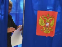 oleg nikolaev vmeste s parlamentskimi partiyami demonstriruet uspeh-lavi-su-0