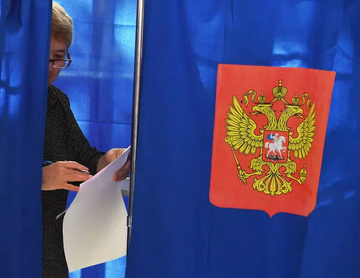 Олег Николаев вместе с парламентскими партиями демонстрирует успех-0